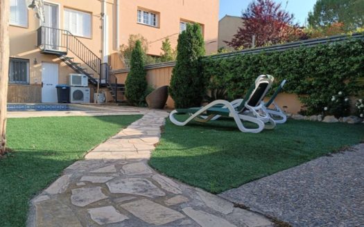 Casa adosada en venta en Montbui