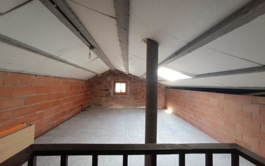 Casa adosada en venta en Montbui