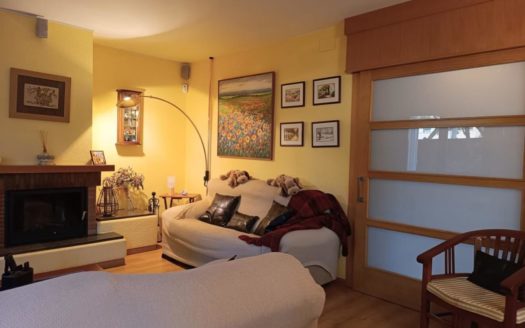 Casa adosada en venta en Montbui