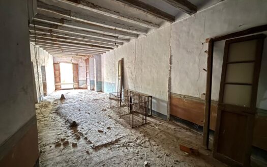 Ideal Constructores o inversors….Venda d’una CASA O EDIFICI a Santa Coloma de Queralt