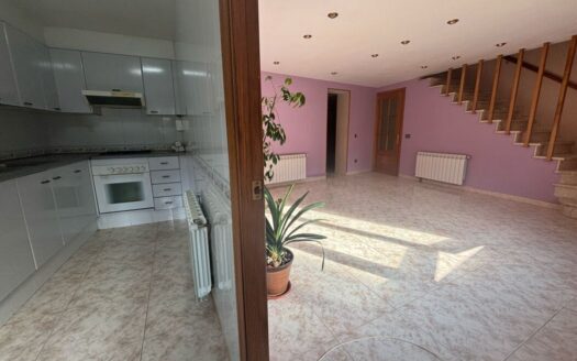 CASA EN VENDA A SANTA COLOMA DE QUERALT