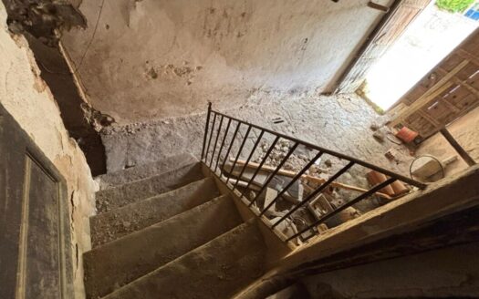 Ideal Constructores o inversores….Venta de una CASA O EDIFICIO en Santa Coloma de Queralt