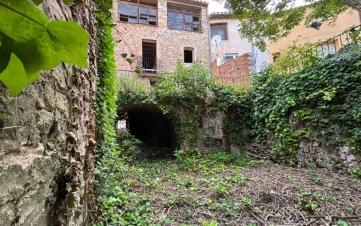 Ideal Constructores o inversors….Venda d’una CASA O EDIFICI a Santa Coloma de Queralt