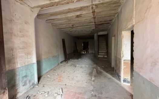 Ideal Constructores o inversors….Venda d’una CASA O EDIFICI a Santa Coloma de Queralt